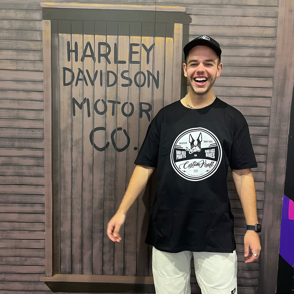 Cuztom Kraft 'Classic' T-Shirt available in various sizes.