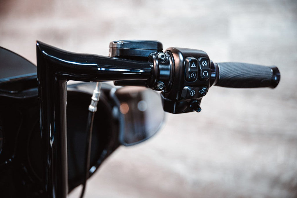 Assault Handlebar 14" Black - Cuztom Kraft